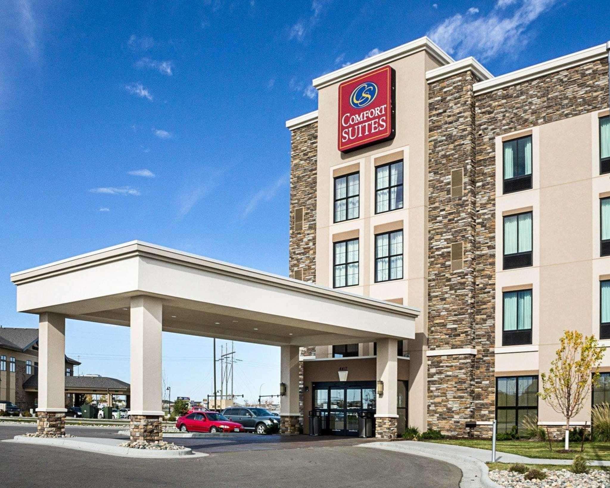 Comfort Suites Fargo Medical Center Екстериор снимка