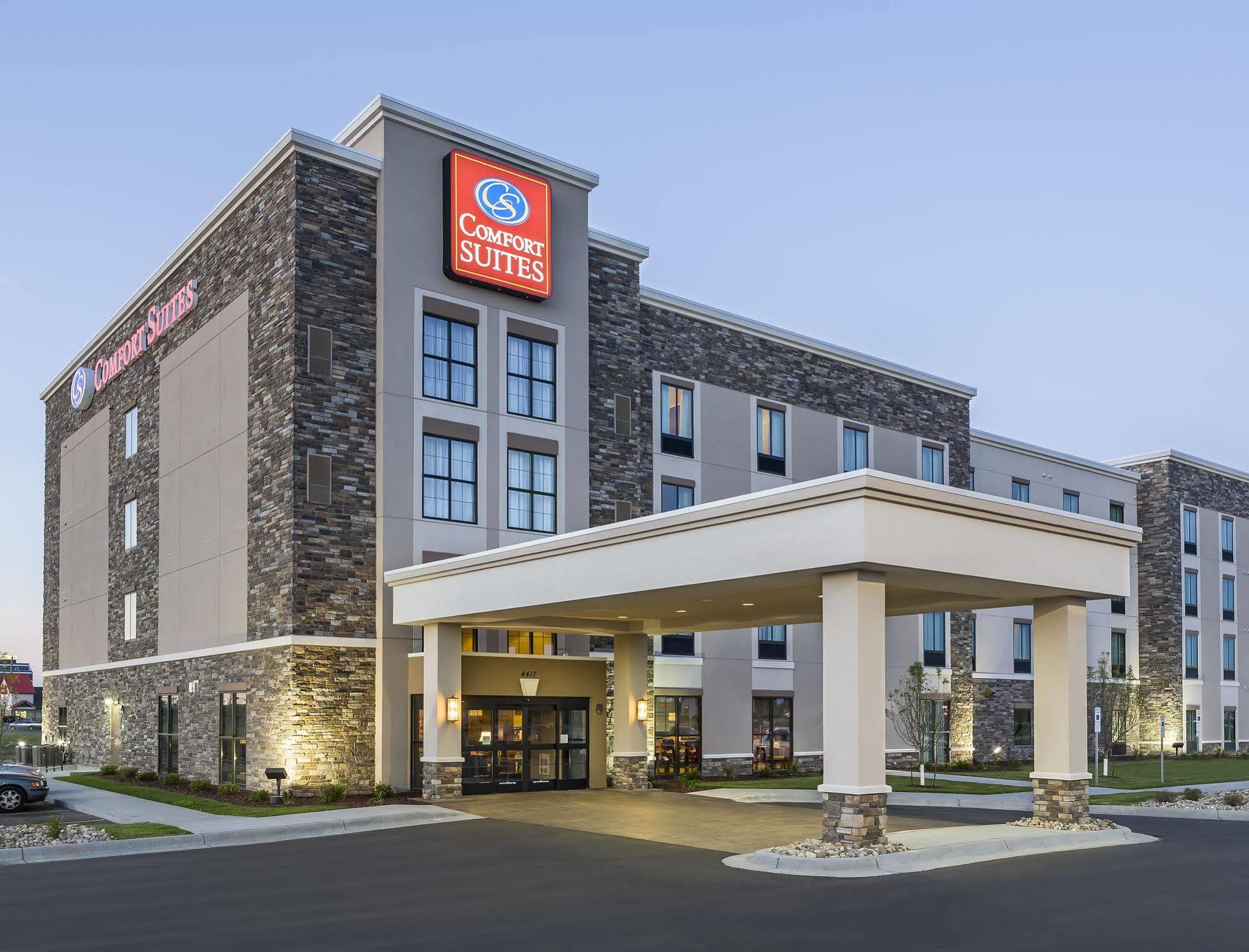 Comfort Suites Fargo Medical Center Екстериор снимка