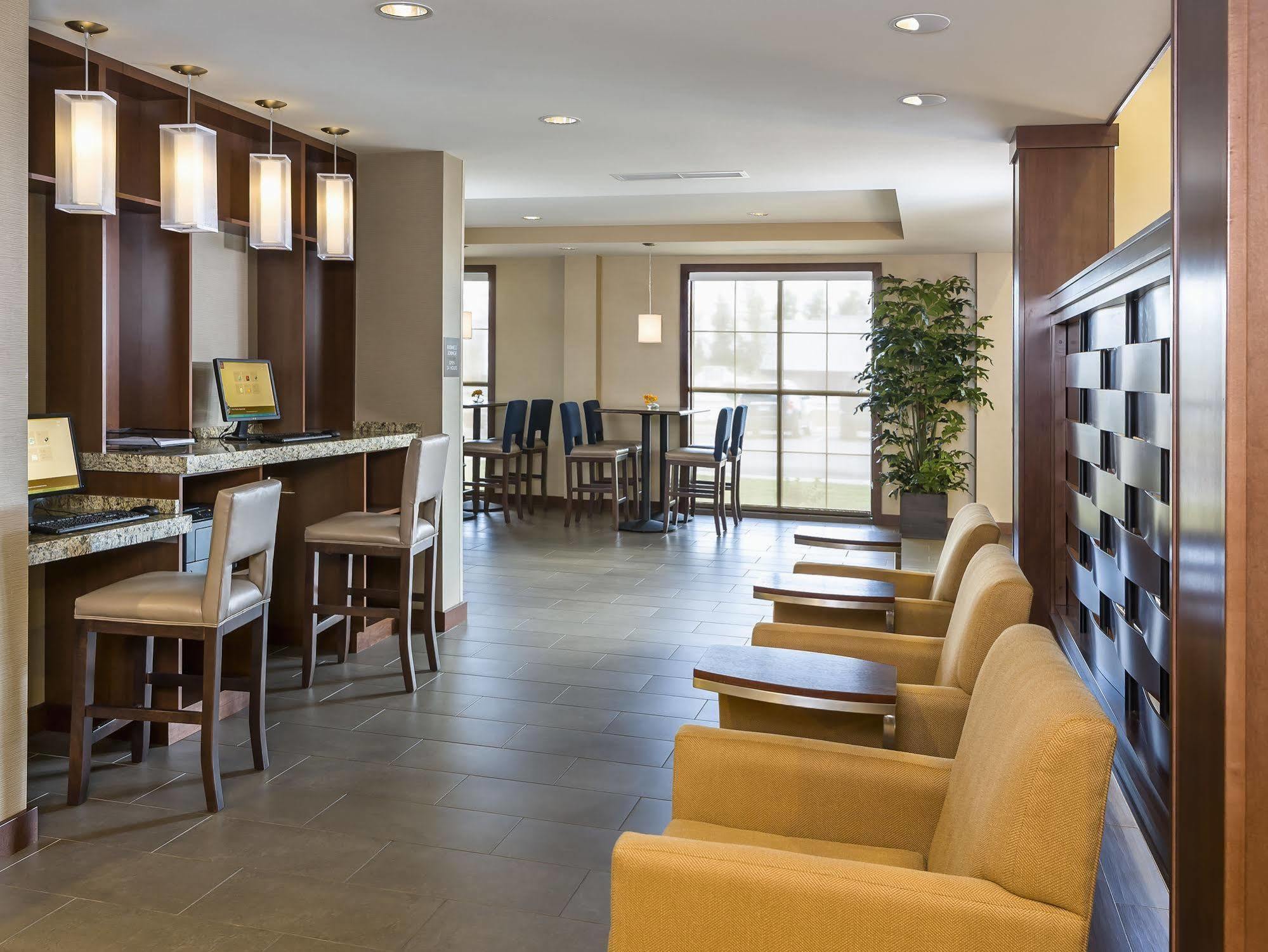Comfort Suites Fargo Medical Center Екстериор снимка